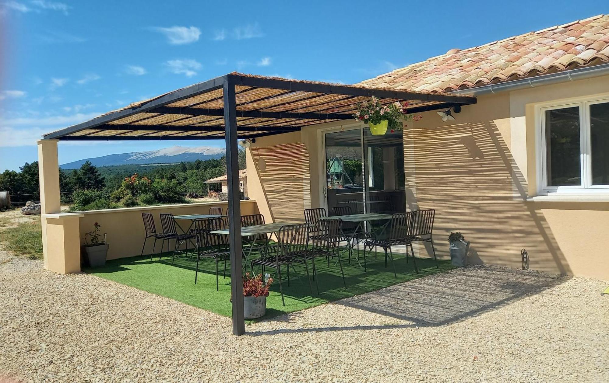A Ventoux Yourte Monieux Exterior photo